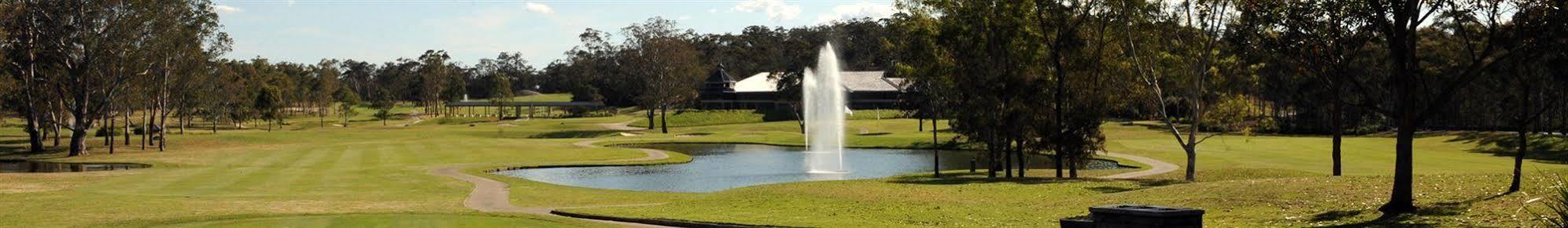 Riverside Oaks Golf Resort Cattai Eksteriør billede